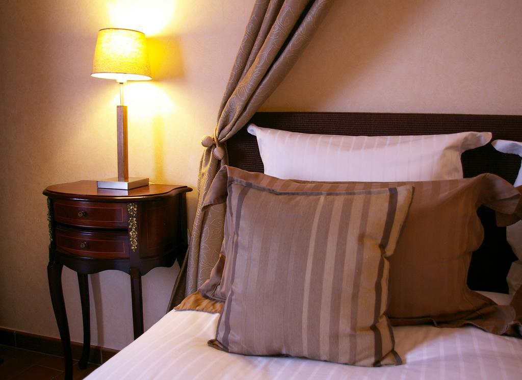 โคล่ เด แรแซ็ง Bed & Breakfast เบบลองไฮม์ ห้อง รูปภาพ