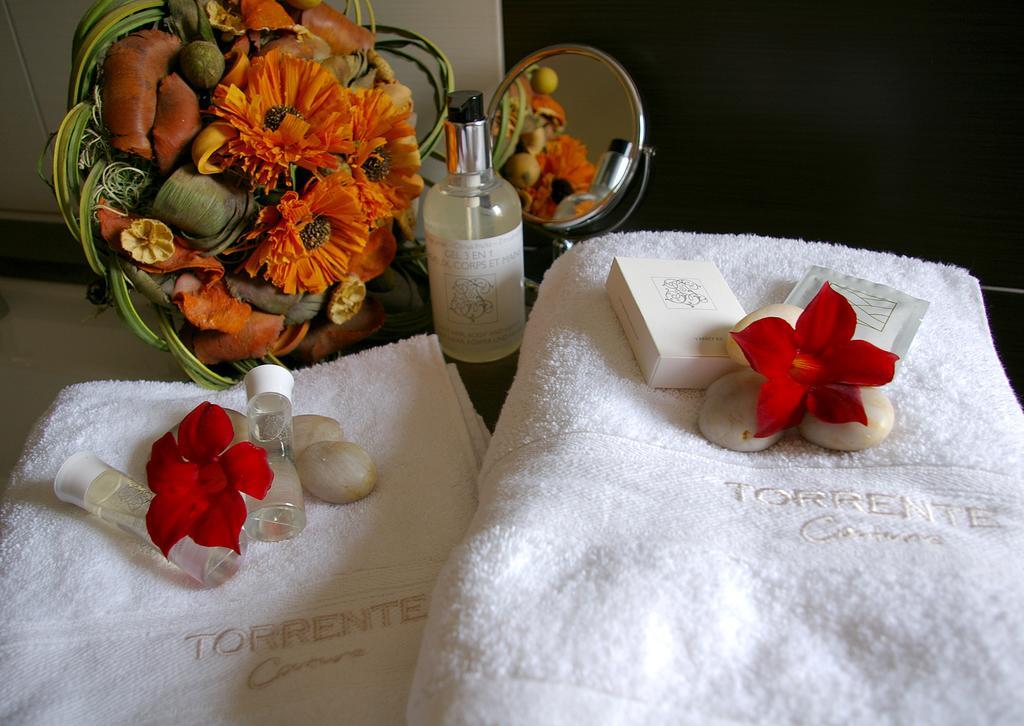 โคล่ เด แรแซ็ง Bed & Breakfast เบบลองไฮม์ ภายนอก รูปภาพ